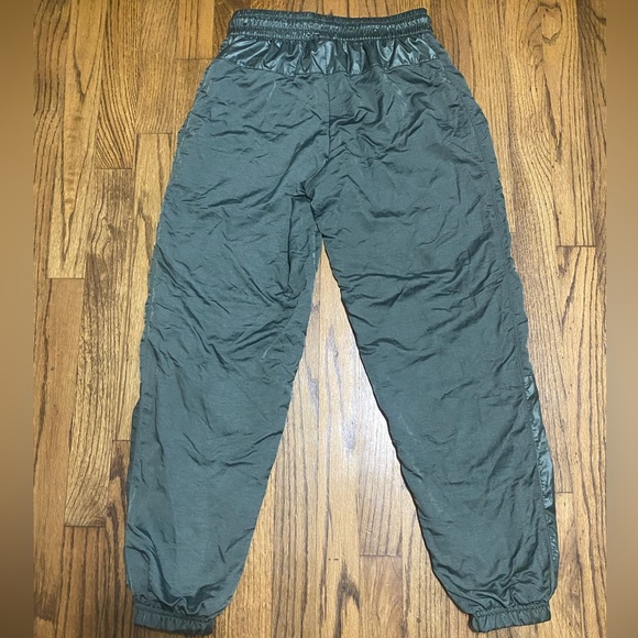 Nike Nylon Cargo Joggers - Picture 4 of 6
